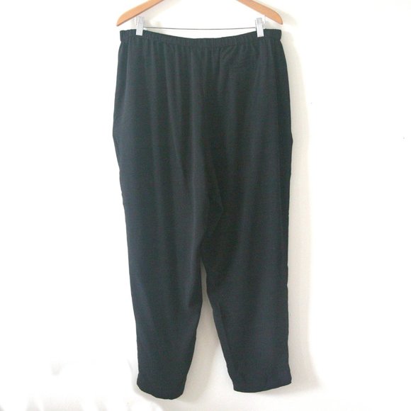 Size XL - VINCE CAMUTO Women's Black Crepe Pull On Straight Leg Pants - Picture 1 of 5